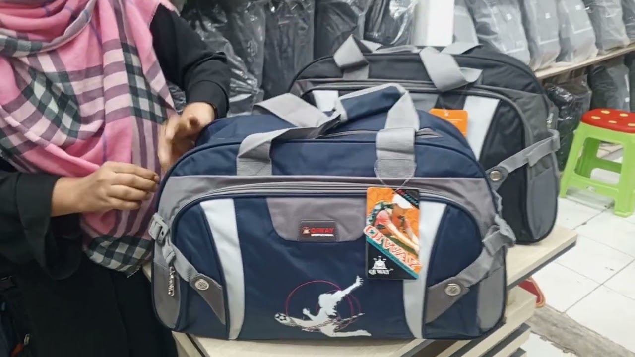 Qiway Waterproof Family Size Premium High Quality Travelling Bag 01877886062