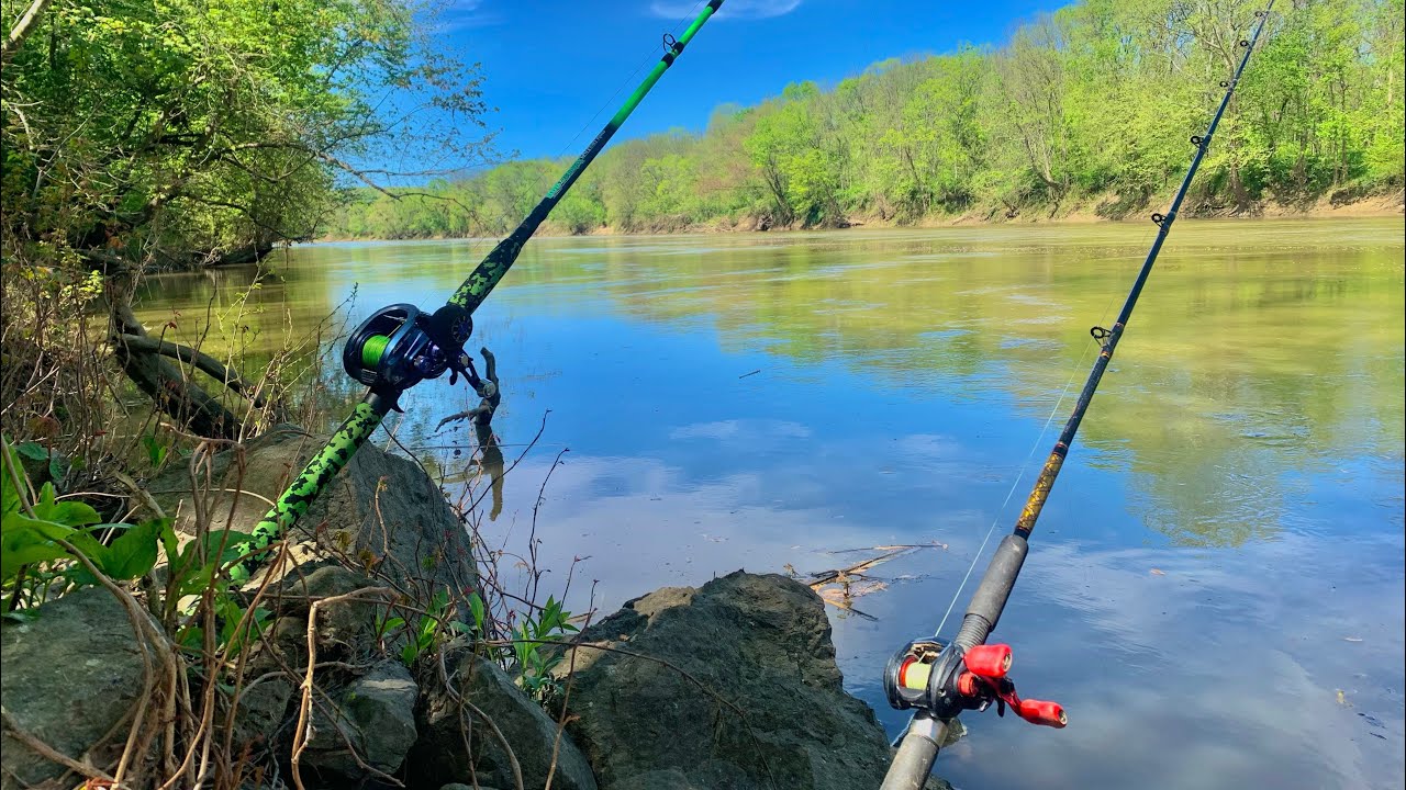 Fishing a Remote Stretch of River in High Water!! (Spring Fishing)