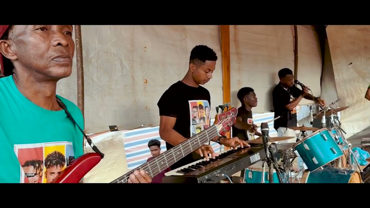 Alefa Nda Unity - Gasy’s Feeling ( Live in Fiadanana)