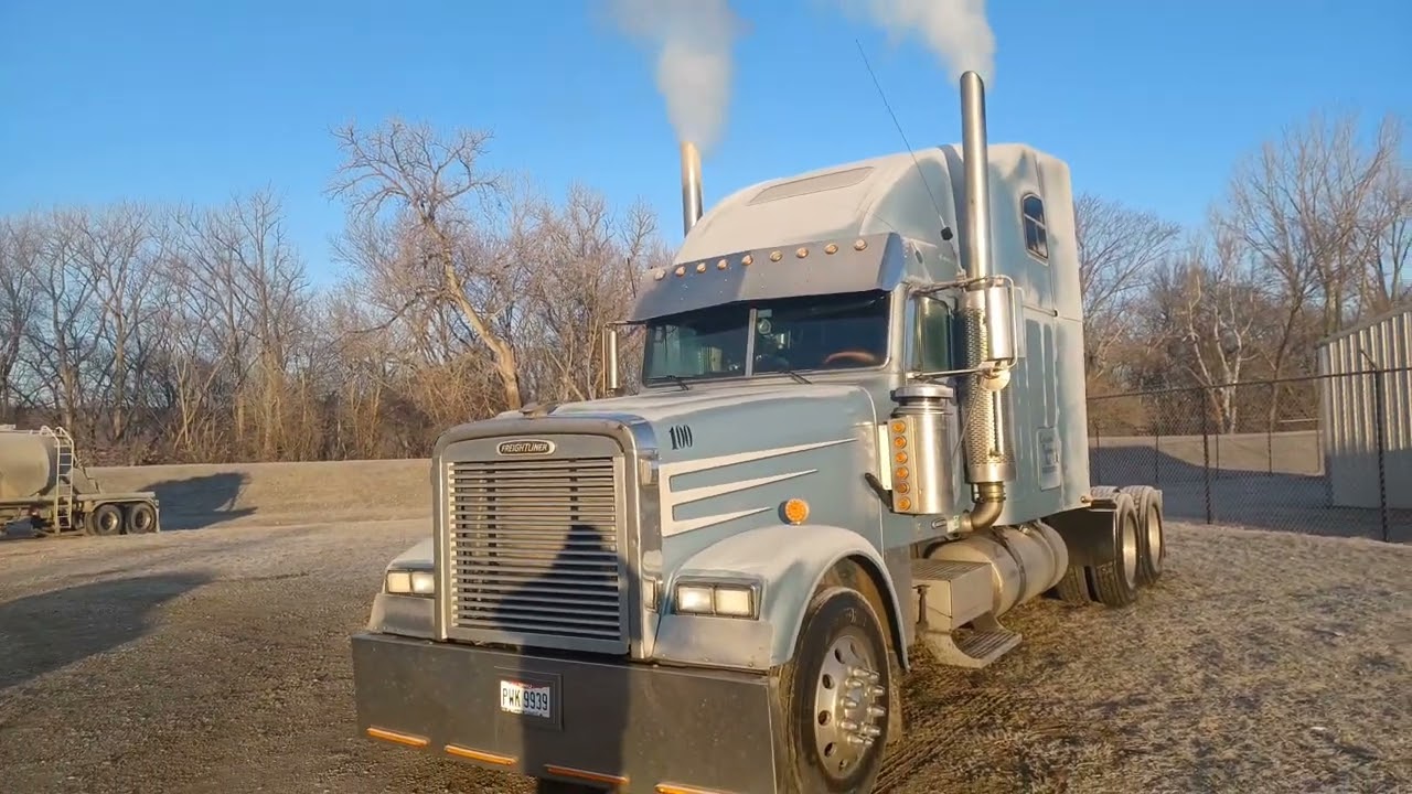 cold start 98 Freightliner Classic XL