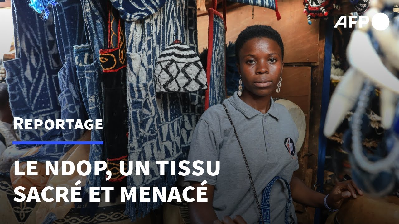 Cameroun: le ndop, un tissu autrefois sacré mais aujourd'hui menacé | AFP