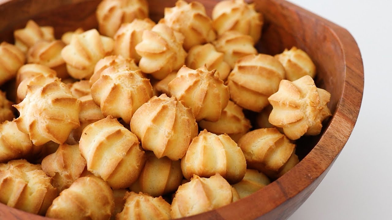 Make this best dessert if you have flour and milk! Easy recipe, Simple ingredients! Ice cream puffs
