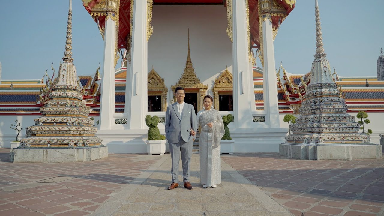 Khun Kob & Khun Pee: พิธีทำบุญมงคลสมรส วัดพระเชตุพนวิมลมังคลาราม (วัดโพธิ์))