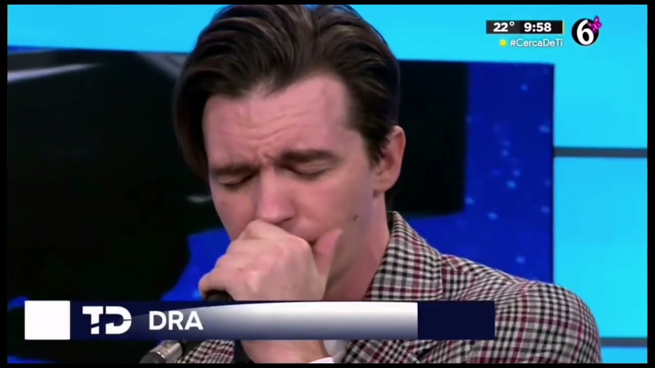 Drake Bell sing I kind of relate