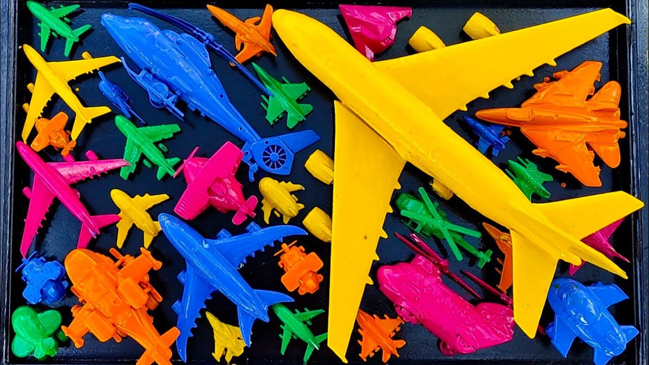 Pesawat Warna-Warni⁉️Pesawat Garuda, B1-Bomber, Helicopter Apache,RC Plane Shukoi SU27, F6F Hellc4t