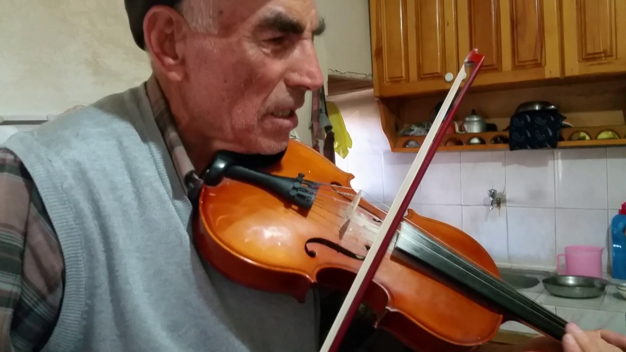 Catak Koyu Silifkeden Esintiler 3: Gurbetten Gelmisim...