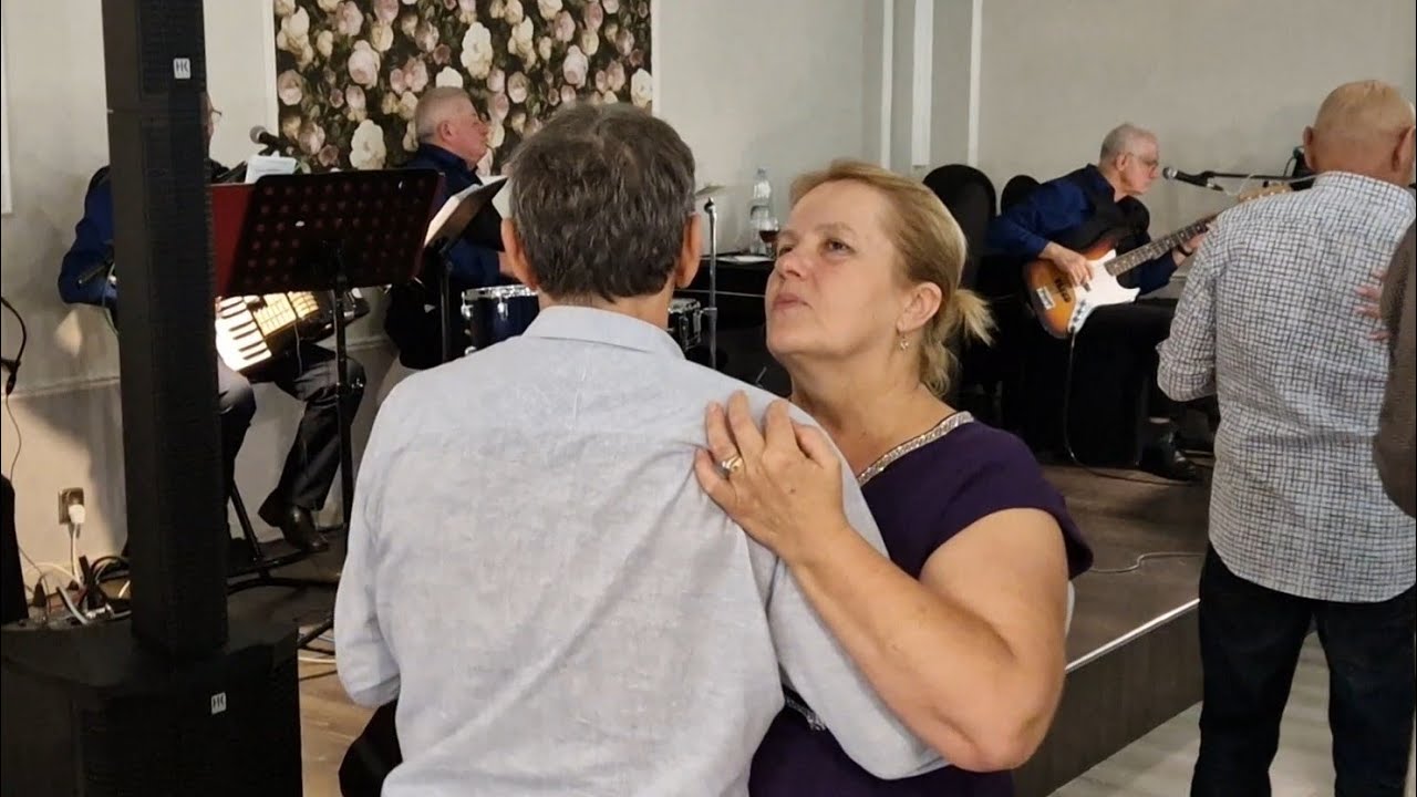 27 09 2025 wielki podziw!posłuchajcie proszę jakże wyjątkowego wykonania! 