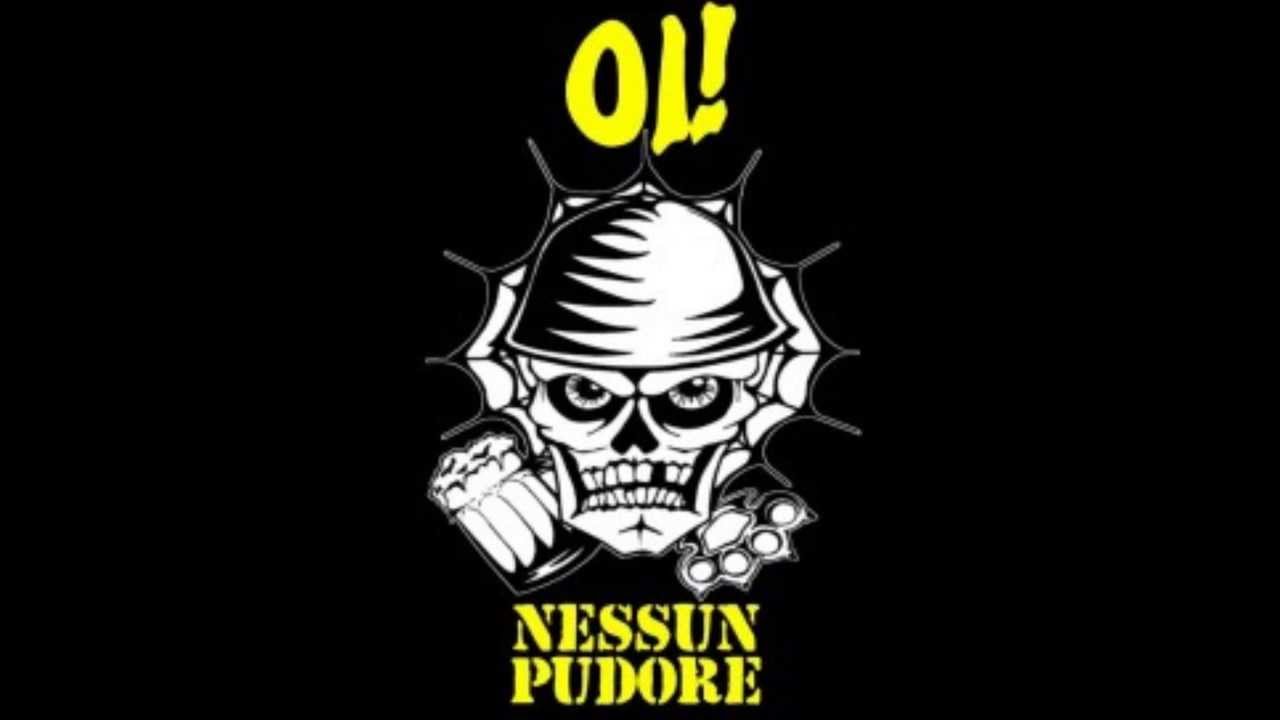 nessun pudore scritte sui muri