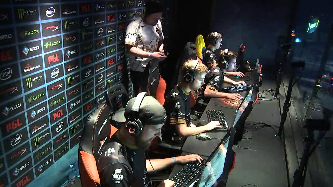 CS:GO CS:GO NiP vs NaVi (map2 dust2) - DreamHack Open Cluj-Napoca 2015