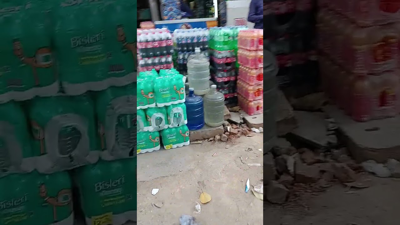 AMRIT PURI (GADHI) MARKET East Of Kailash ki Raunak..