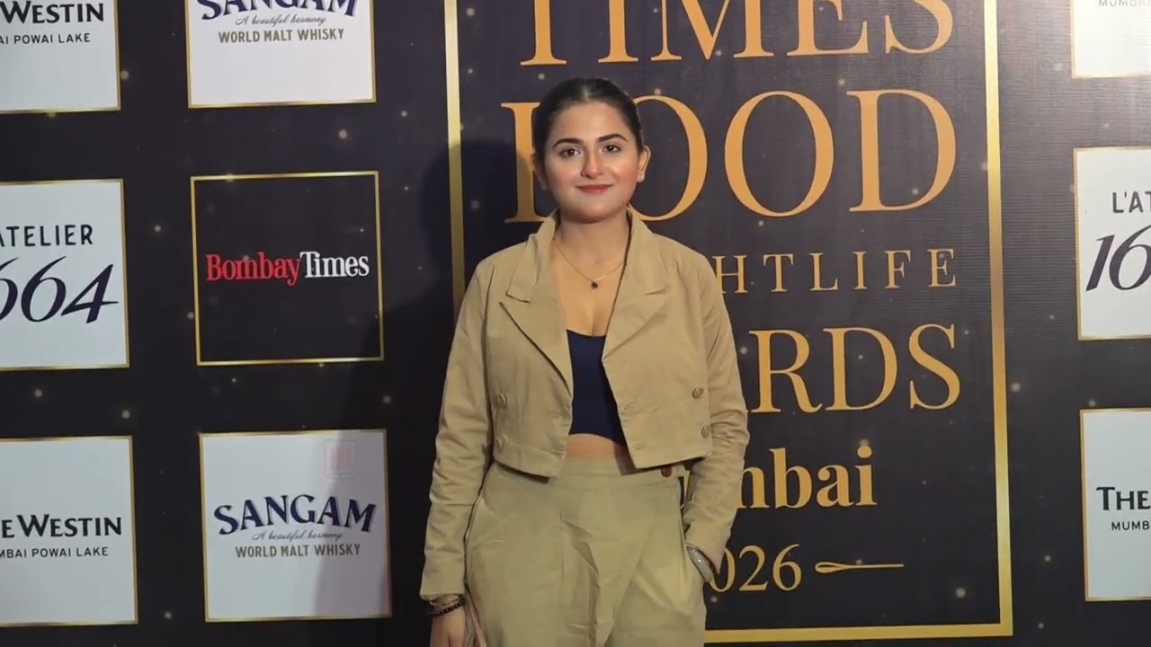 Актёры украсили собой церемонию вручения премии The Times Food & Nightlife Awards. Часть 1.