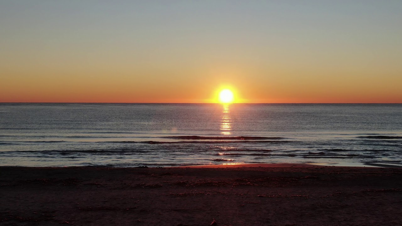 Sunrise, unedited | 4K | Mavic 2 Zoom |