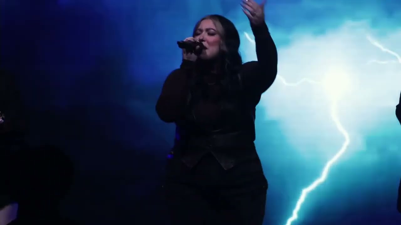 GC Worship Collective | Living Bones (LIVE FROM MVMT 2023)