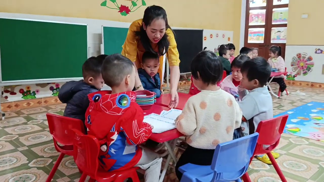 TẠO HÌNH VẼ CÁI CỐC 4-5 TUỔI