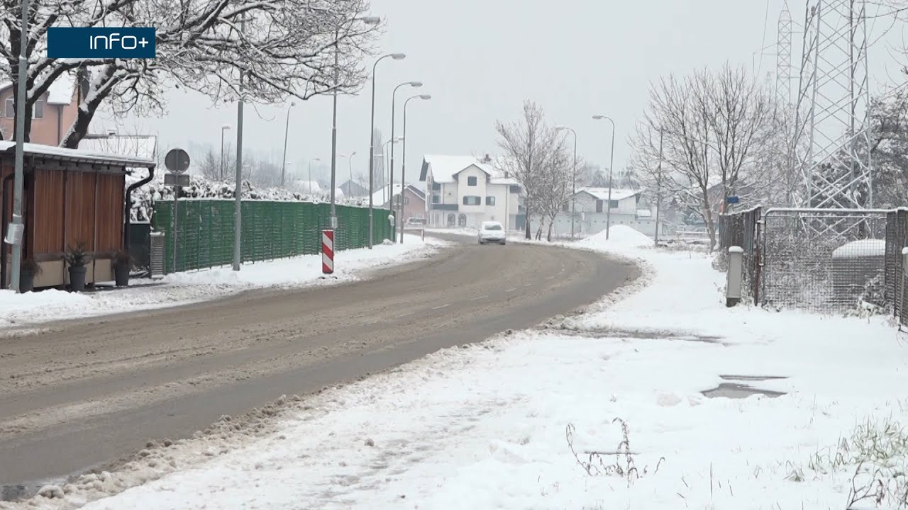 Snijeg zabijelio Gradišku, ulice i trotoari očišćeni