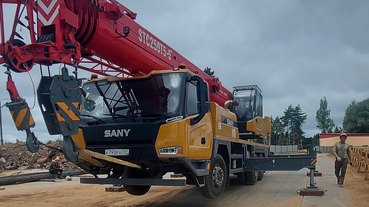 Автокран SANY STC250T5-5 работа с гуськом.  truck crane SANY STC250T5-5 work.