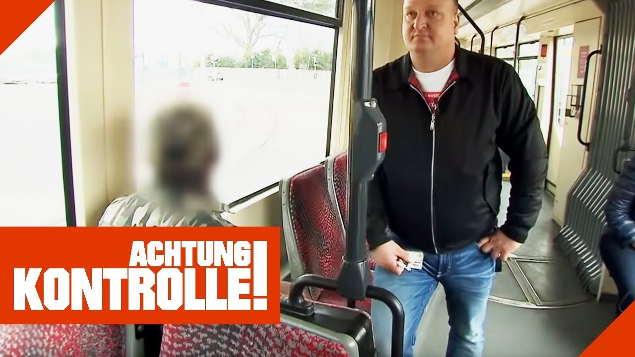 Frecher Fahrgast will Fahrkarte nicht zeigen! Fährt er illegal? | Achtung Kontrolle | Kabel Eins