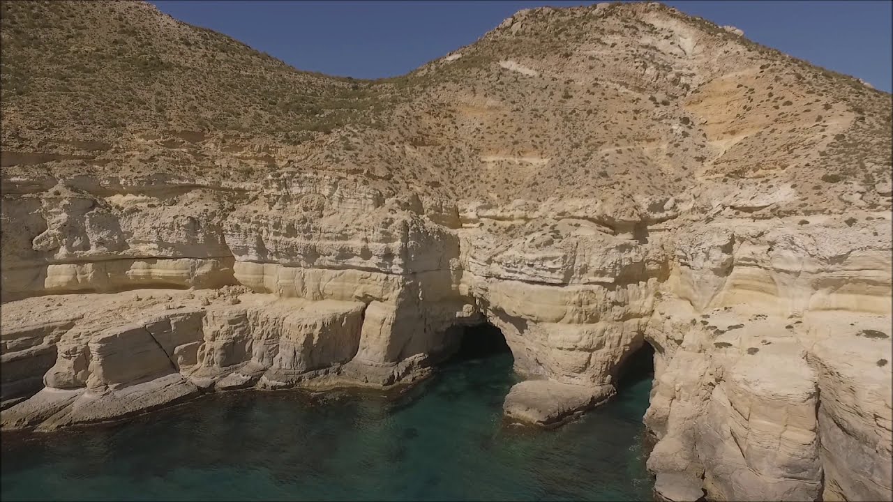 Las Negras, Cueva de las Palomas, Cerro La Molata y Cala del Cuervo. (Almería-Andalucía-España)
