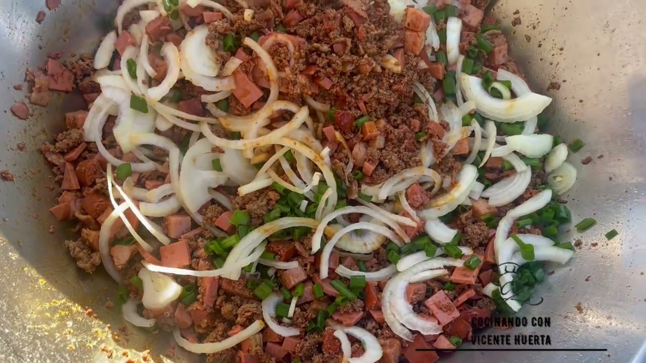Cocinando una rica discada