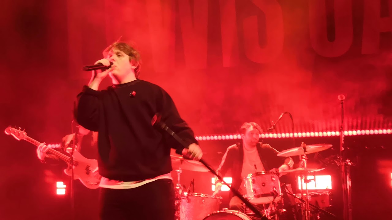 Lewis Capaldi - Maybe [Live in Prague]