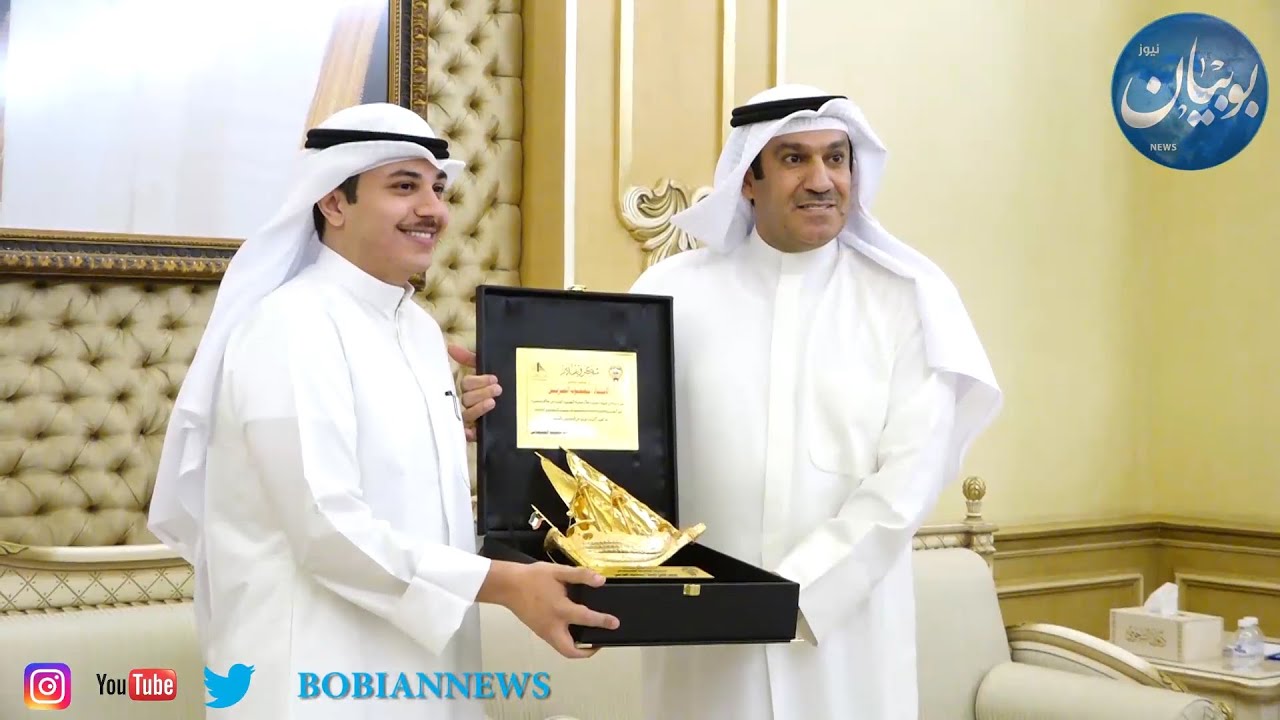 ديوان نائب رئيس مجلس الامه احمد الشحومي يستقبل المهنئين بشهررمضان المبارك وتكريم المعلم يعقوب المزين
