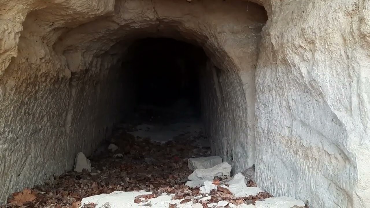 Spiegelsberge, missglücktes Experiment am Pfennigfelsen mit Tingplatz bei Halberstadt