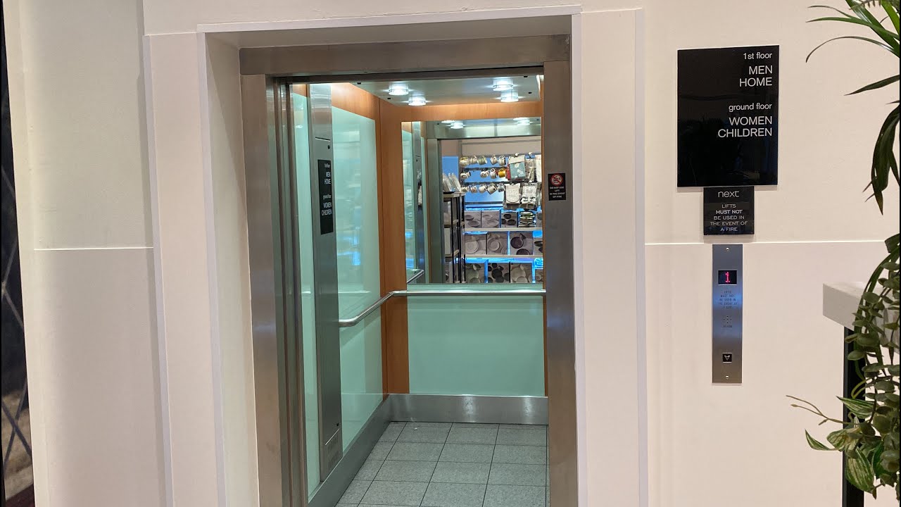 Re-levelling Oakland Lift with an Unusual Motor at Next in Nugent Retail Park, Orpington