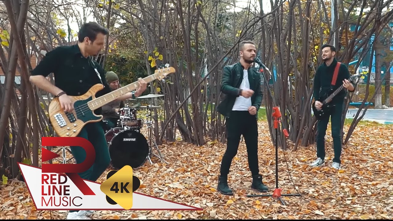 Samet &Ccedil;elik - Kesik &Ccedil;ayır (Official Music Video)