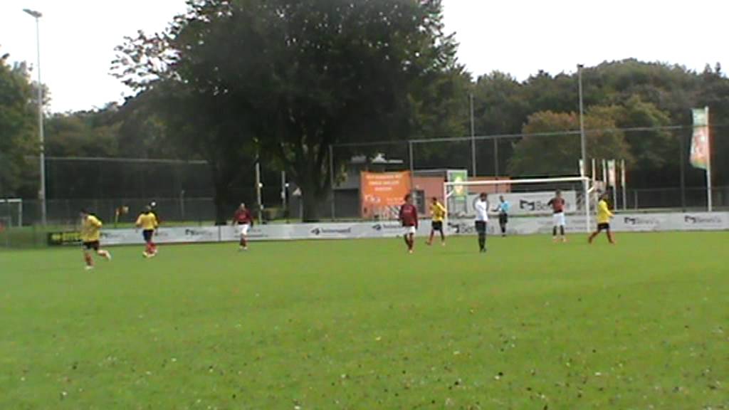 HOVDJSCR 2 - ONA 2  zondag 23 september 2012