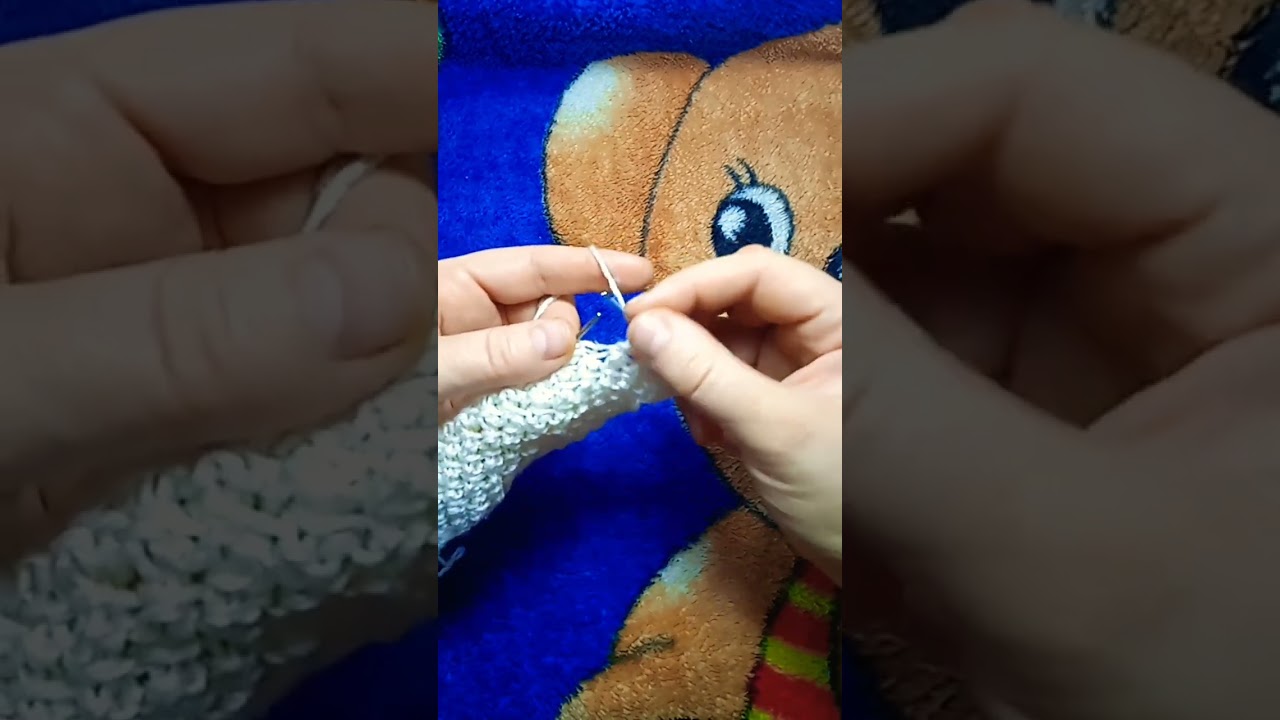 Look how easy the pattern is to knit! Посмотрите,как легко вяжется узор!