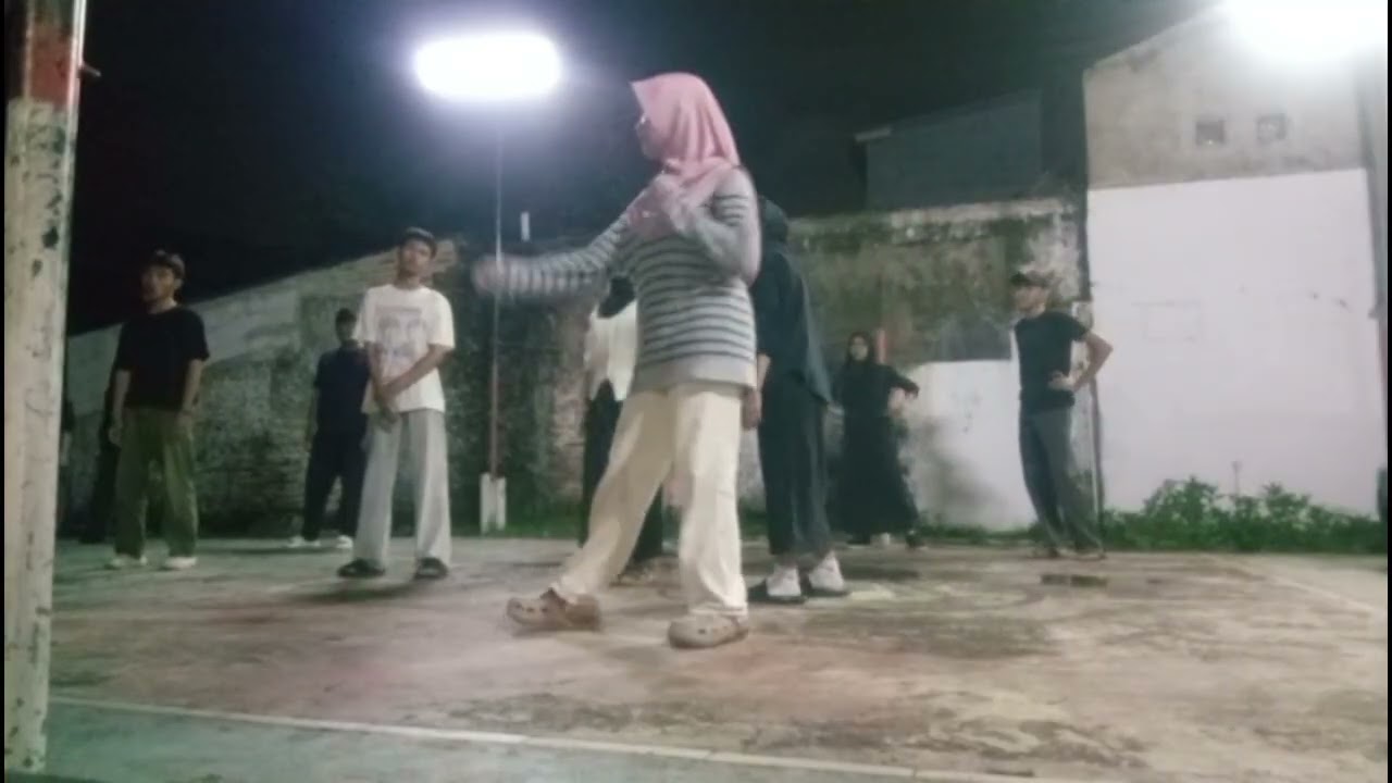 Musical drama practice for Teacher's Day