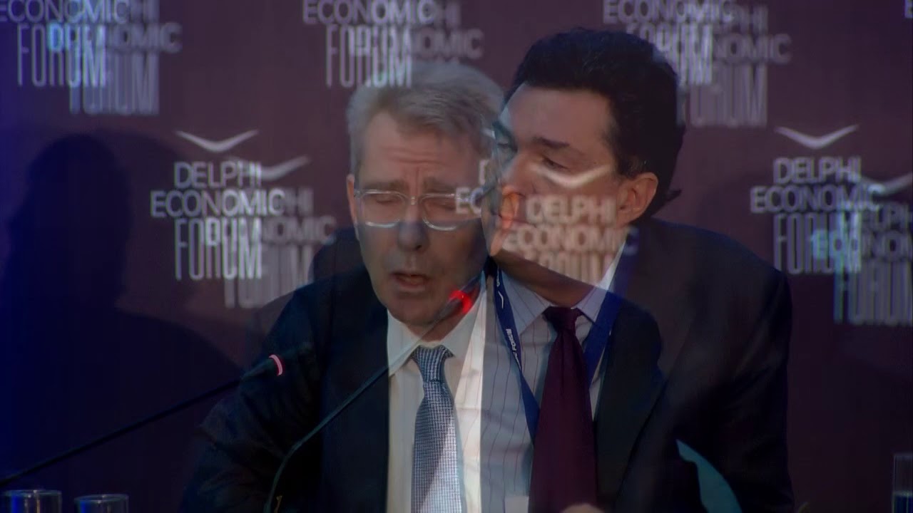 H.E. Geoffrey R. Pyatt with A. Papahelas | Delphi Economic Forum 2018