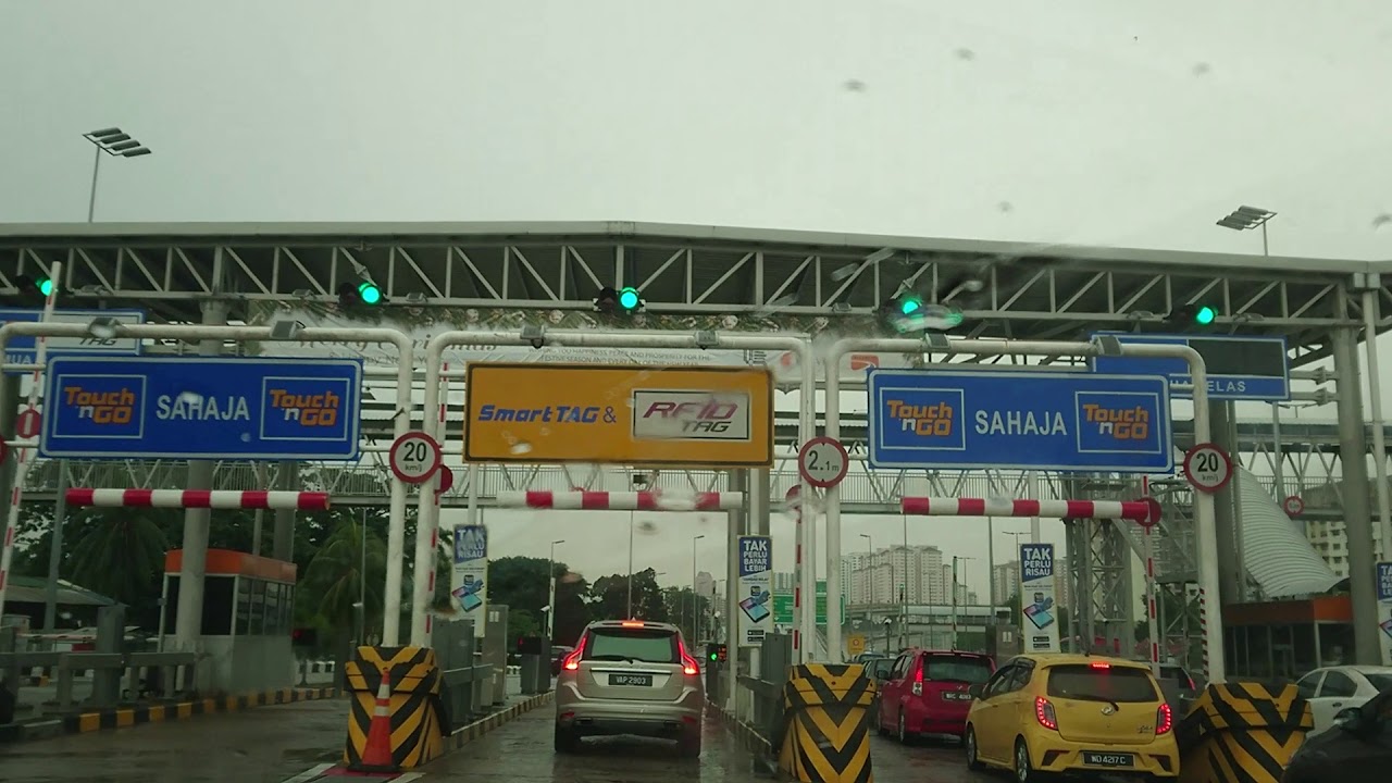Touch n Go RFID pilot - rainy day test@sentul pasar