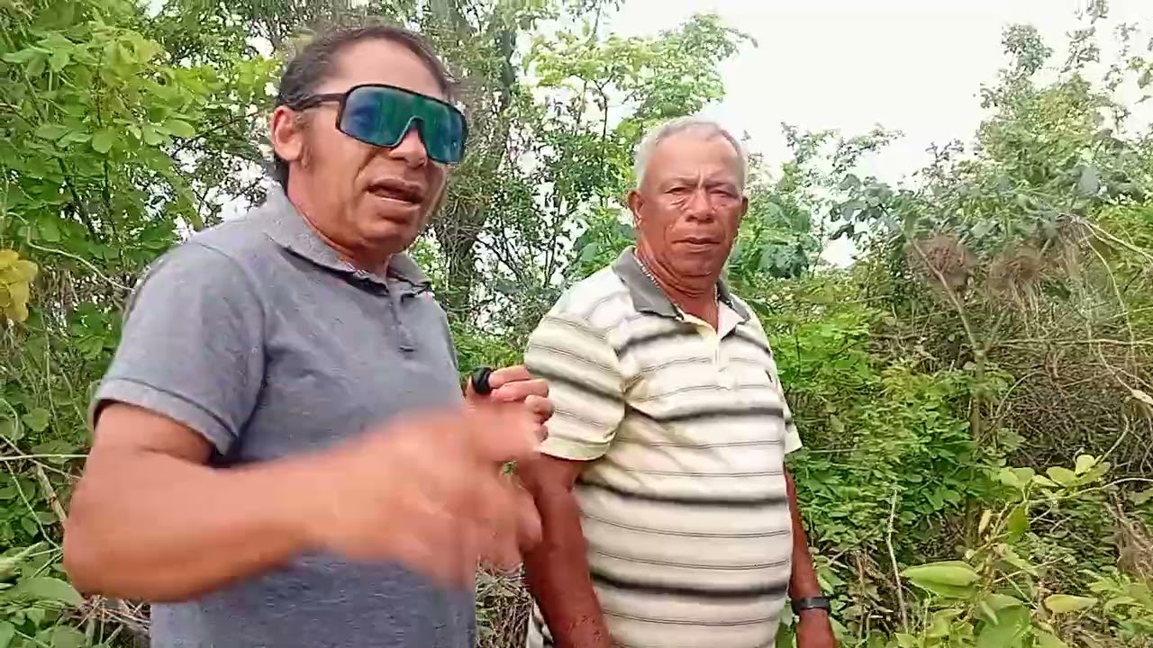 Cemitério abandonado em carauba PB