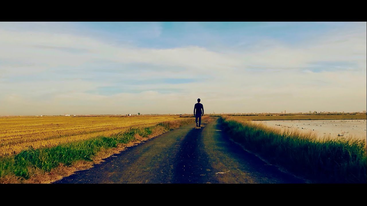 Fede Comín - Circular (Videoclip oficial) - La Otra Mitad Del Mundo