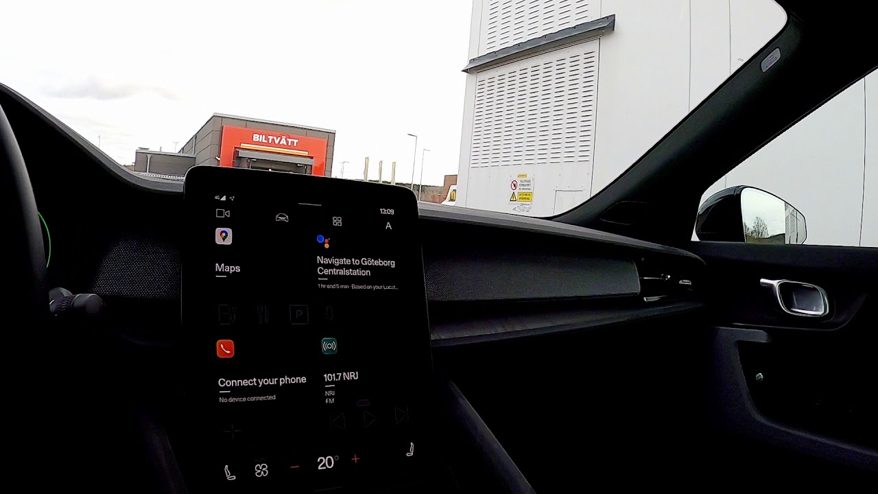 Talking Lynk & Co 01 in the Polestar 2