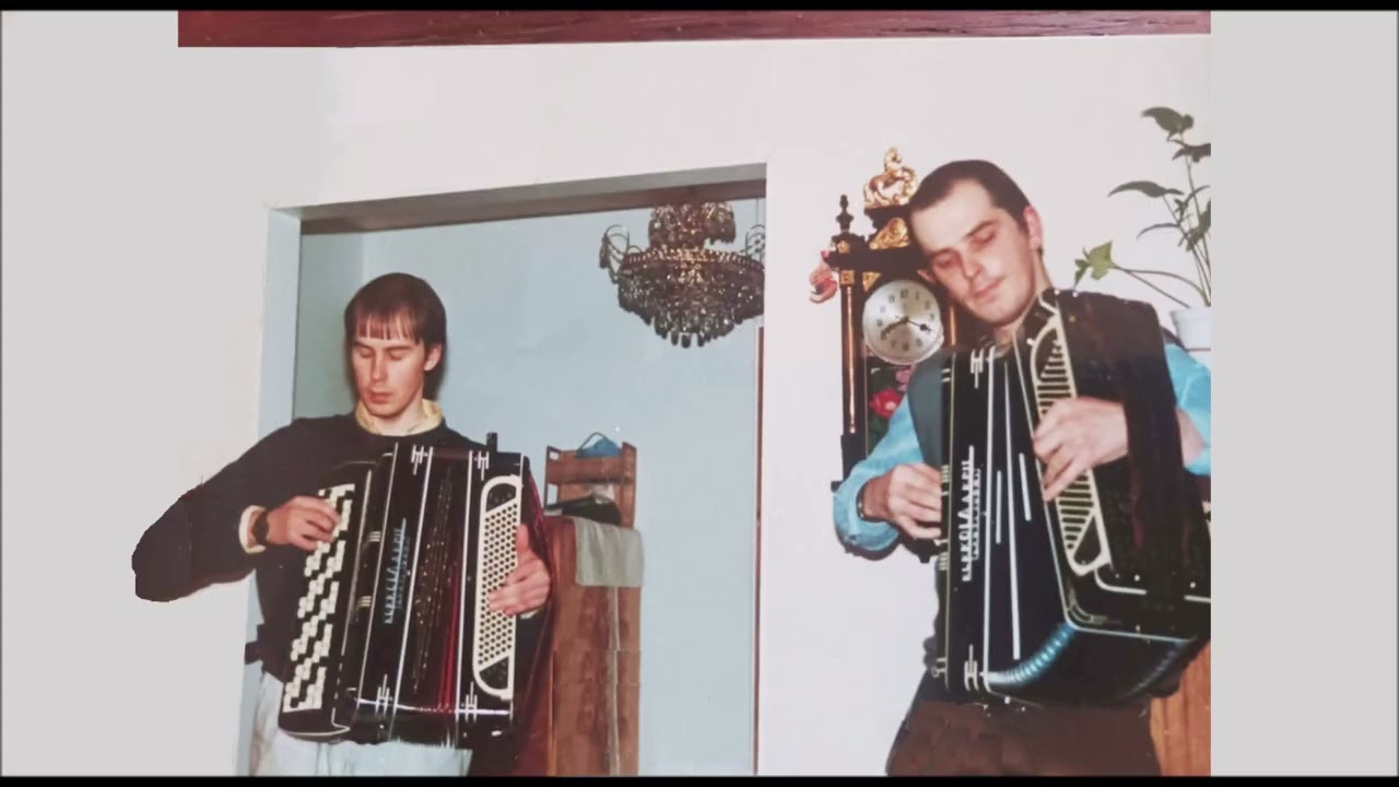SYKSYN SATU, Matti ja Sami Helenius soittivat 1980-luvun lopulla Riihimäellä foxtrotin