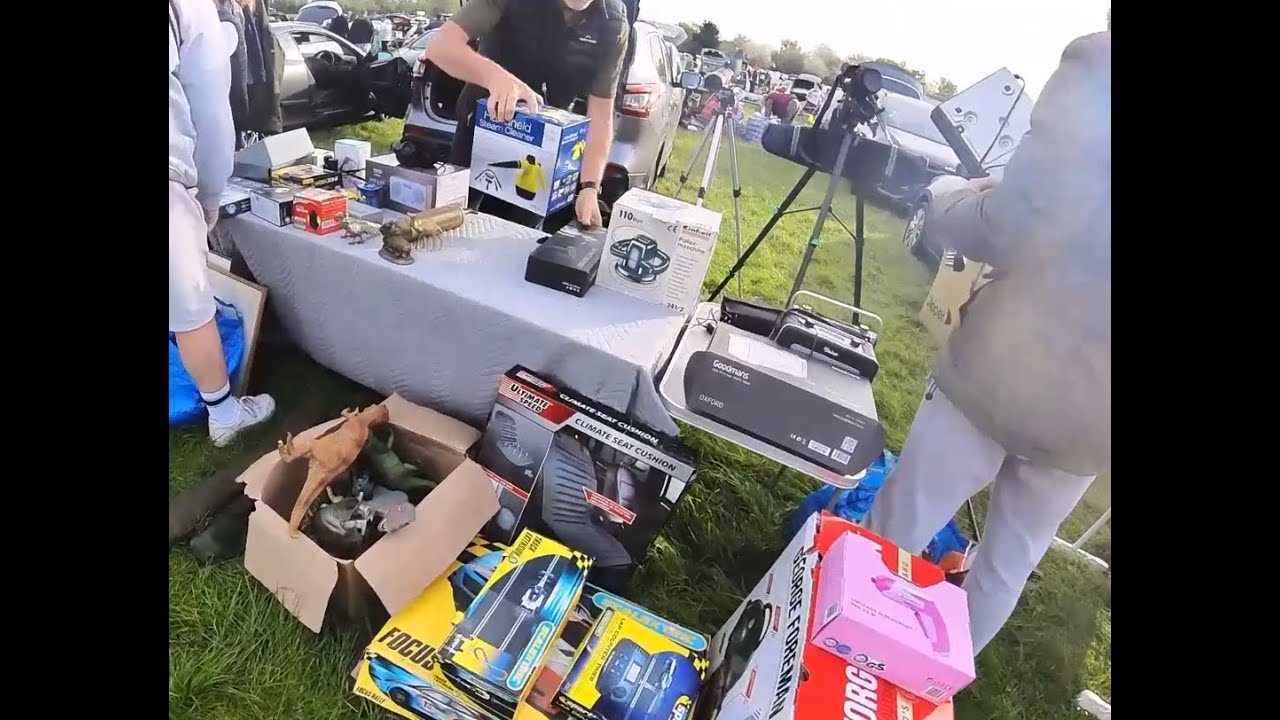 B'LUCKY CAR BOOT HUNTING WHERE I FIND BARGAIN AFTER BARGAIN AFTER BARGAIN VLOG 241