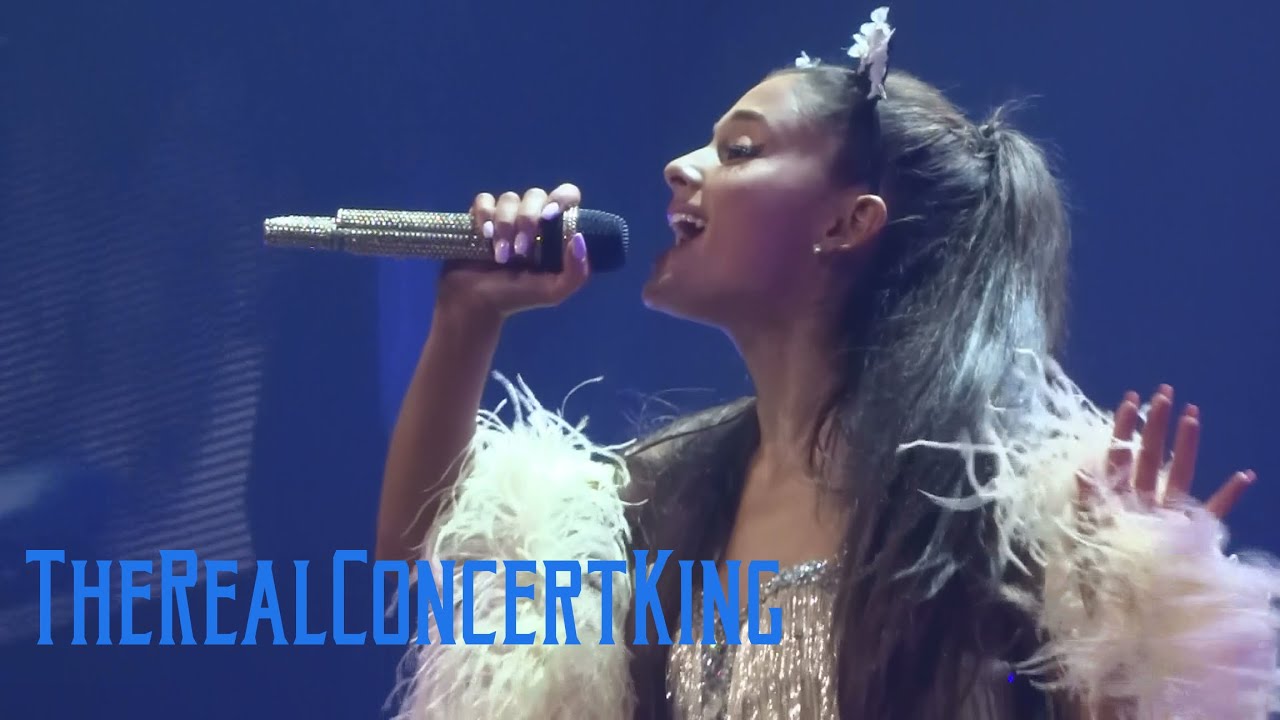 Ariana Grande - 