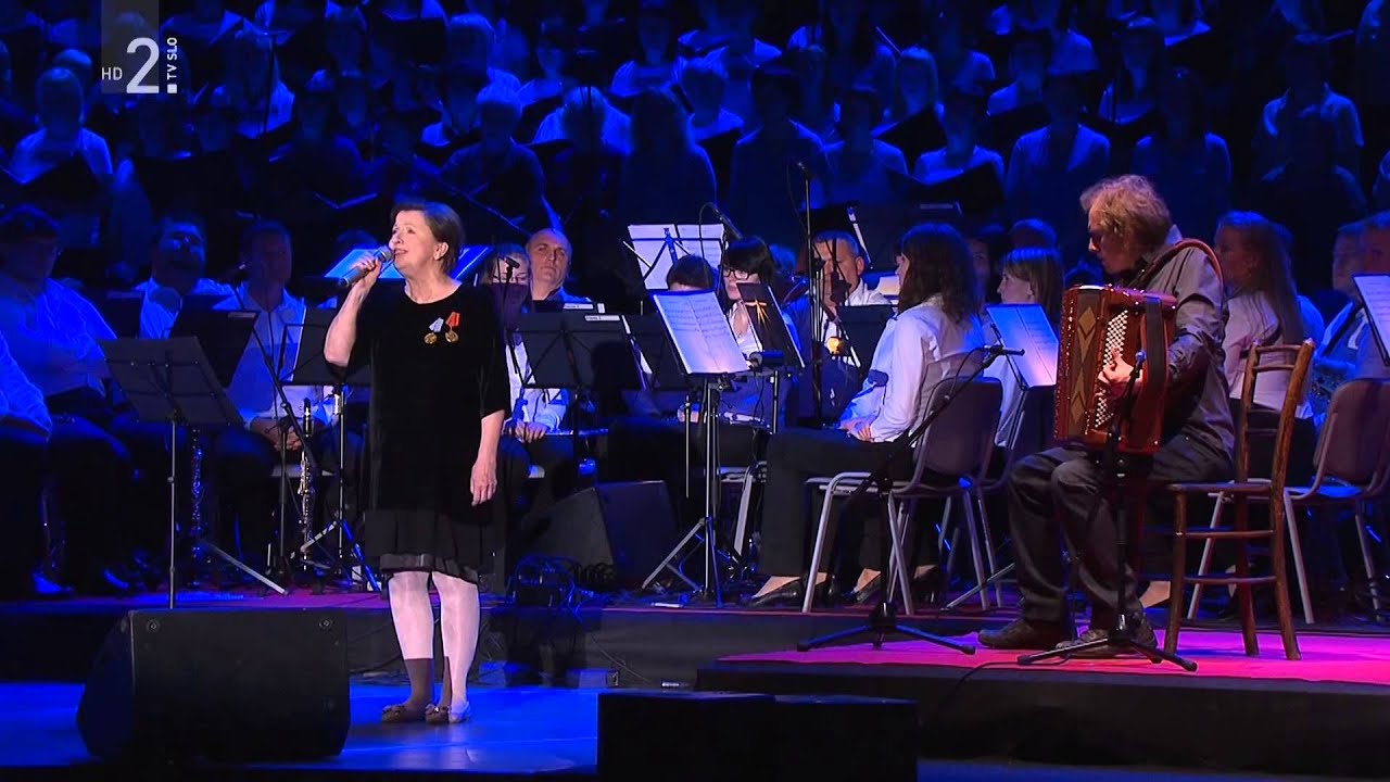 Bogdana Herman & Jure Tori, Na oknu, Stožice, april 2014