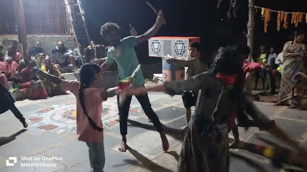 బాయిలోనే బల్లిపలుకే అంటూ సాంగ్ 🔥🔥 గురువు తేజ 🔥🔥