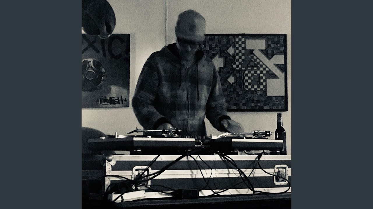 Stemmene (feat. Sveinman)