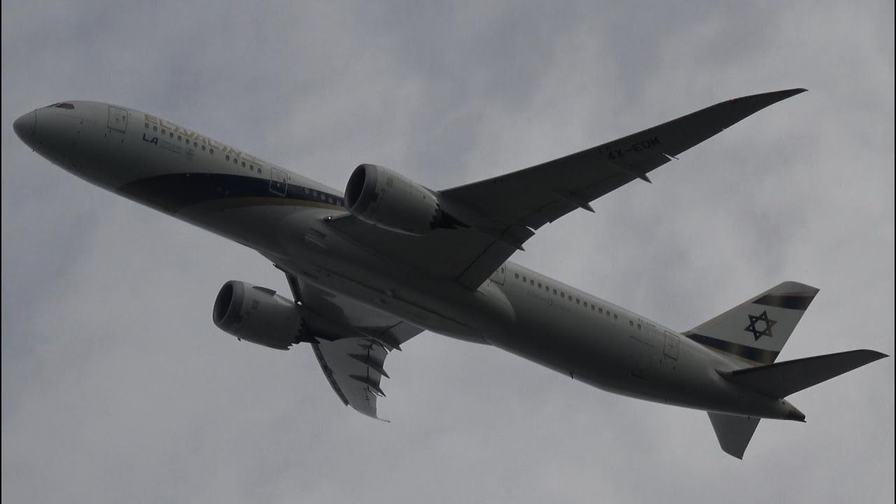 (4K) Plane Spotting at John F, Kennedy Int’l Airport (JFK/KJFK) on October 15, 2025 (Part 3/14)