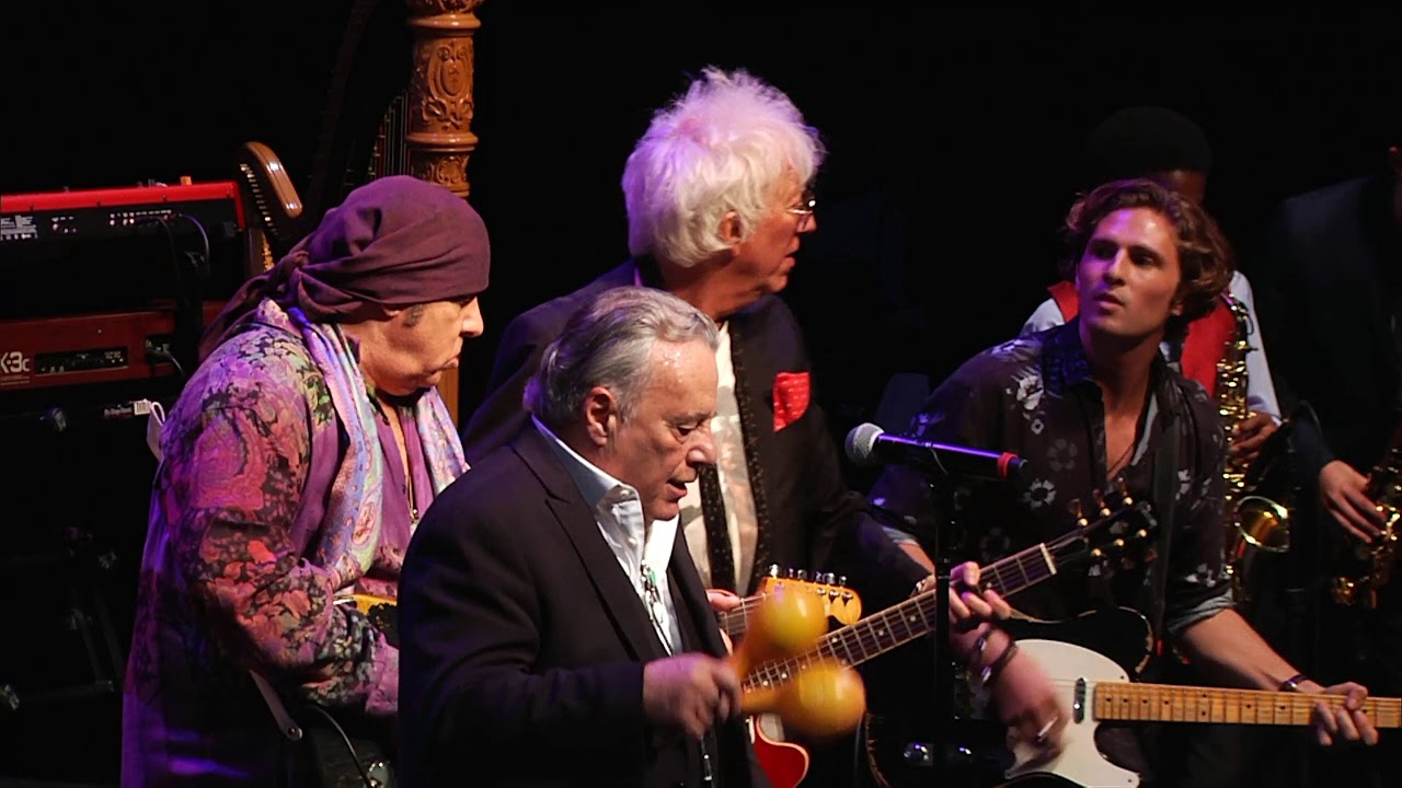 People Got To Be Free - Rockit Academy w/ Eddie Brigati, Steven Van Zandt & Ricky Byrd