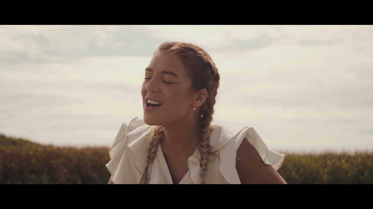 Adriana Santos - Restolho (Cover)