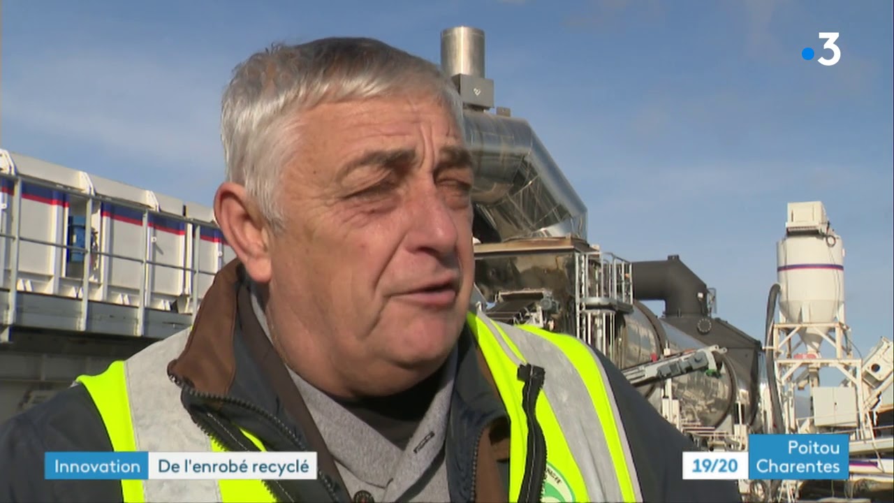 Charente : une technique plus écologique pour recycler et fabriquer l'enrobé des routes
