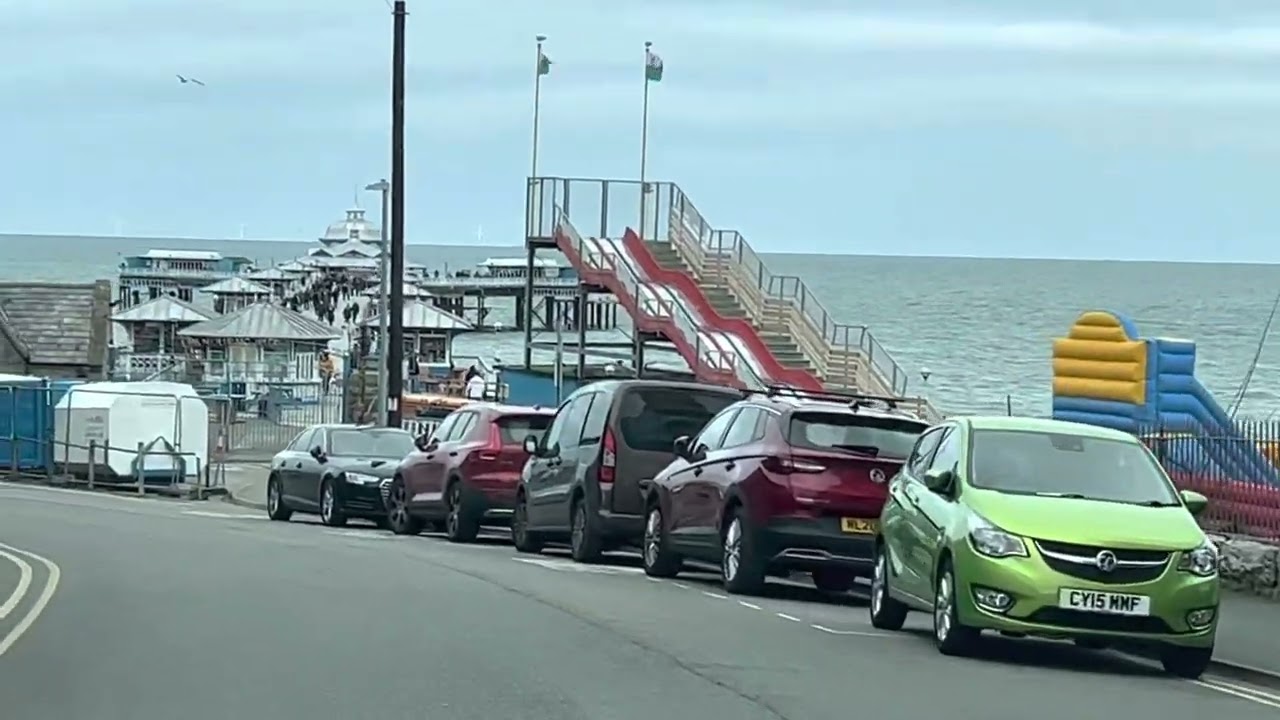 A tootle round the lovely Victorian seaside town of Llandudno and more!