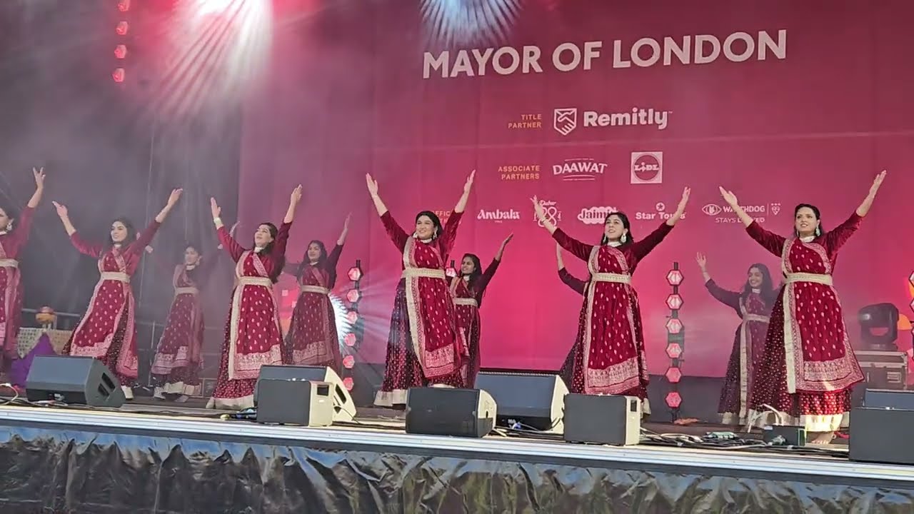 Amazing Performance by OneJainUK - Diwali on Trafalgar Square 2025 