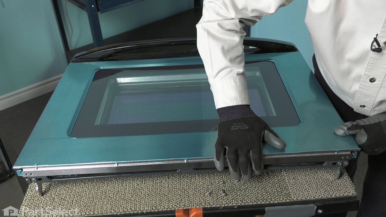 Whirlpool Range/Oven Repair - How to Replace the Exterior Door Panel (Whirlpool # WPW10330077)