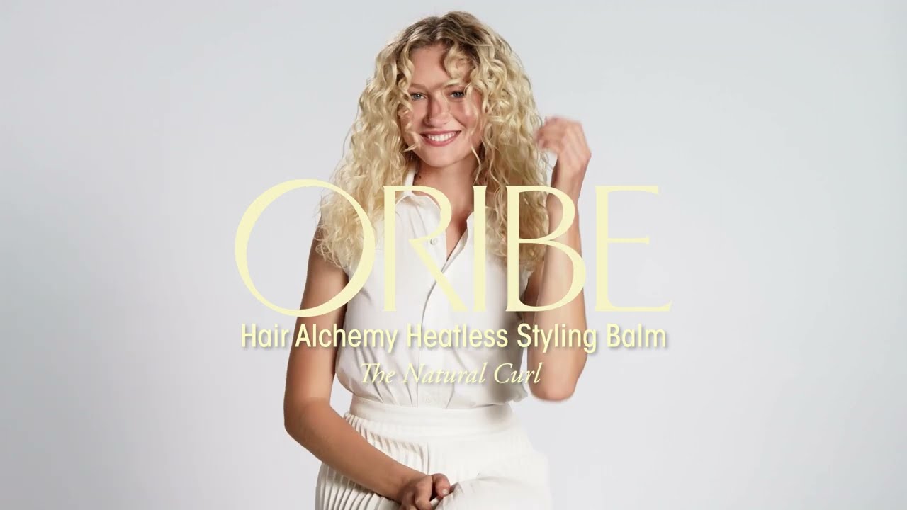 Как использовать бальзам для укладки волос Hair Alchemy Heatless Styling Balm | Oribe Hair Care